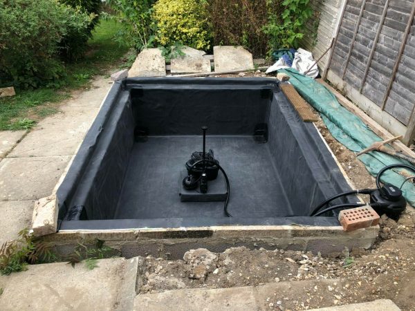 Firestone 1.02mm Thick Heavy Duty EPDM Rubber Pond Liner - Image 3